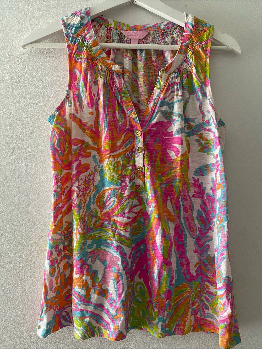 Lilly Pulitzer  Tank Top Women’s Multicolor Abstract V-Neck Button Woven